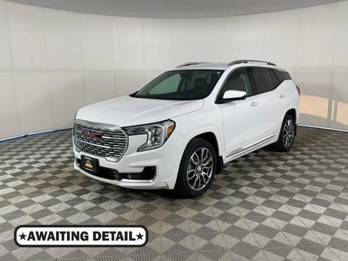 Summit White 2022 GMC Terrain Denali