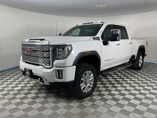 White Frost Tricoat 2021 GMC Sierra 2500 Denali