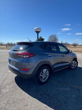 2018 Hyundai TUCSON SE