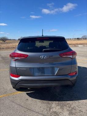 2018 Hyundai TUCSON SE