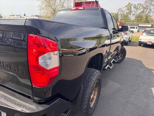 2017 Toyota Tundra SR5