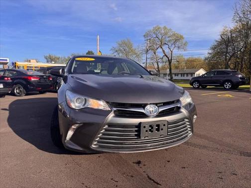 2017 Toyota Camry Hybrid SE