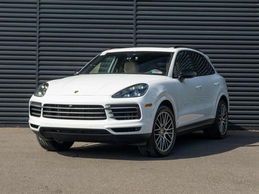 2022 Porsche Cayenne Platinum Edition