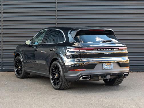 2025 Porsche Cayenne Cayenne