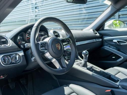 2024 Porsche 718 Cayman Base