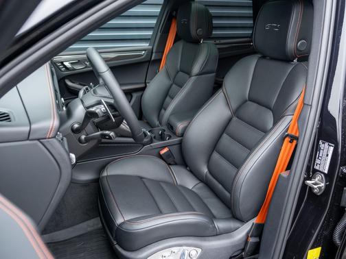 2026 Porsche Macan GTS