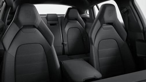 2026 Porsche Panamera 4