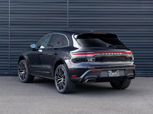 2026 Porsche Macan Macan