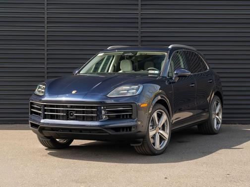 Algarve Blue Metallic 2026 Porsche Cayenne Cayenne E-Hybrid