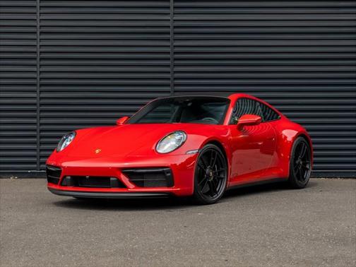 2024 Porsche 911 Carrera GTS