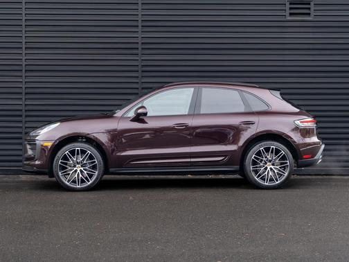 2026 Porsche Macan 