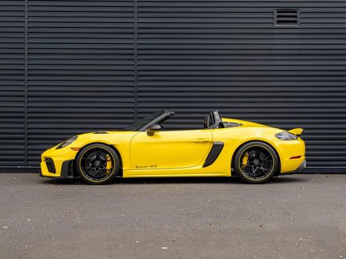 2024 Porsche 718 Spyder RS