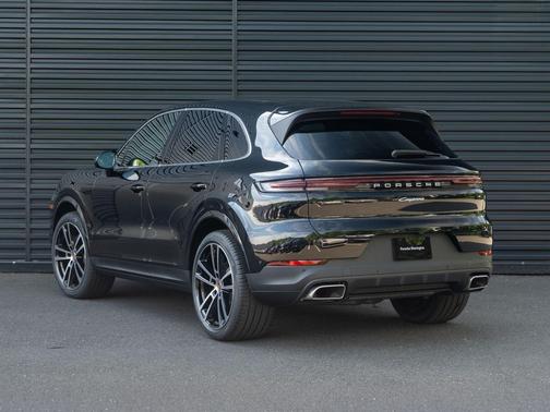 Black 2026 Porsche Cayenne Cayenne