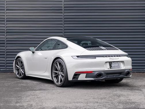 2023 Porsche 911 Carrera T