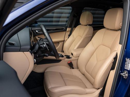 2024 Porsche Macan T