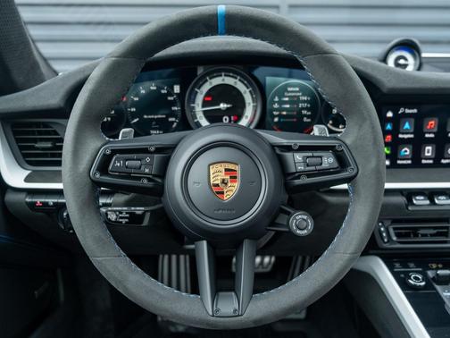 2024 Porsche 911 Dakar