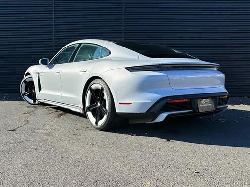 2025 Porsche Taycan 4S