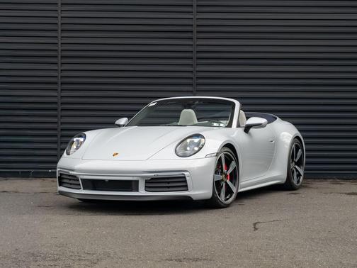 Ice Grey Metallic 2024 Porsche 911 911 Carrera S