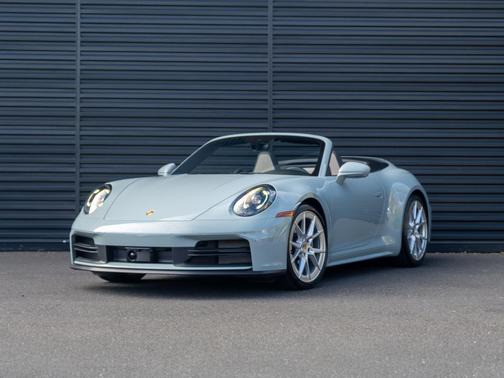 2025 Porsche 911 Carrera
