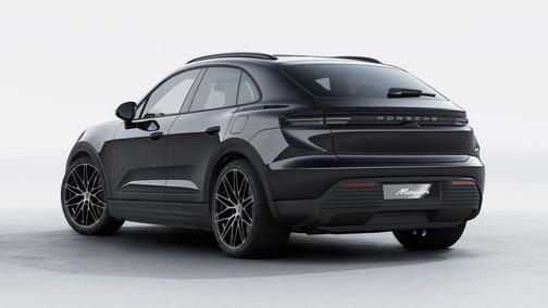 2026 Porsche Macan 4