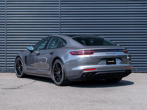 2017 Porsche Panamera 4S