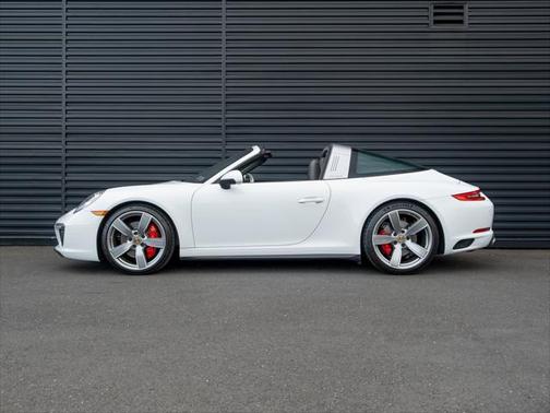 2019 Porsche 911 Targa 4S