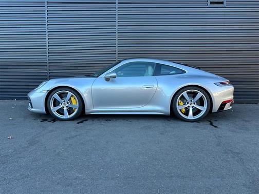 2024 Porsche 911 Carrera 4S