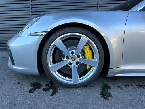 2024 Porsche 911 Carrera 4S