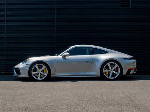 2024 Porsche 911 Carrera 4S