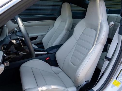 2024 Porsche 911 Carrera 4S