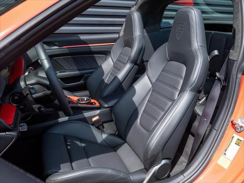 2024 Porsche 911 Targa 4 GTS