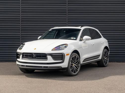 2026 Porsche Macan 