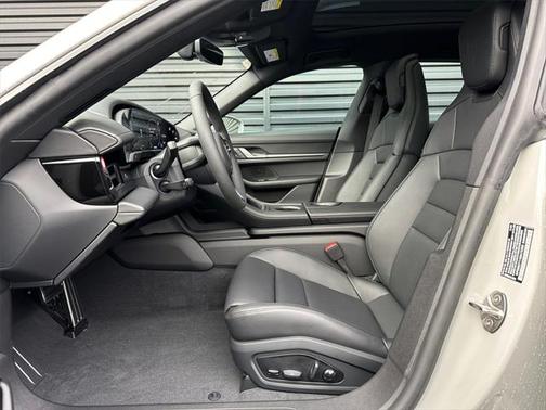 2025 Porsche Taycan Cross Turismo 4S