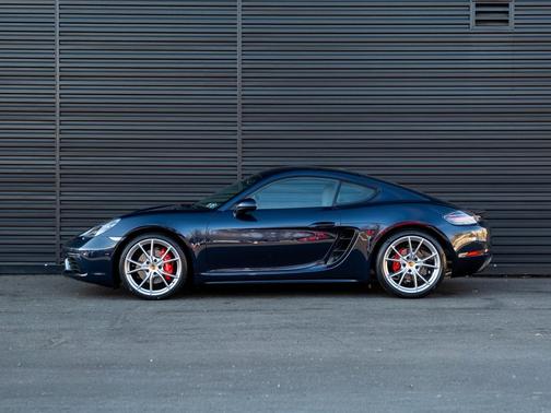 2021 Porsche 718 Cayman S