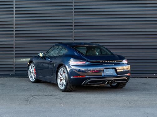 2021 Porsche 718 Cayman S