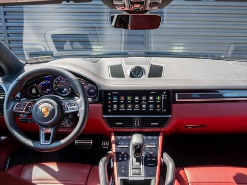 2022 Porsche Cayenne E-Hybrid S