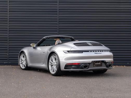 2023 Porsche 911 Carrera