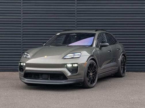 2025 Porsche Macan 