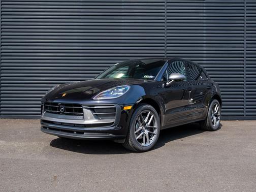 2025 Porsche Macan T