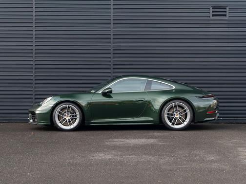 2026 Porsche 911 Carrera 4S