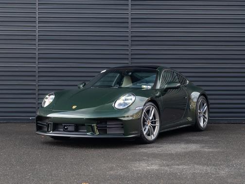 2026 Porsche 911 Carrera 4S