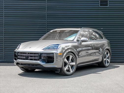 2025 Porsche Cayenne E-Hybrid S