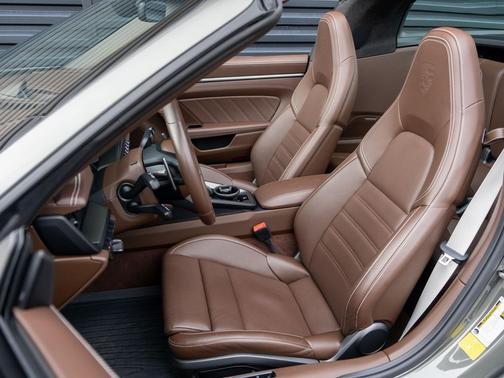 2022 Porsche 911 Targa 4 GTS