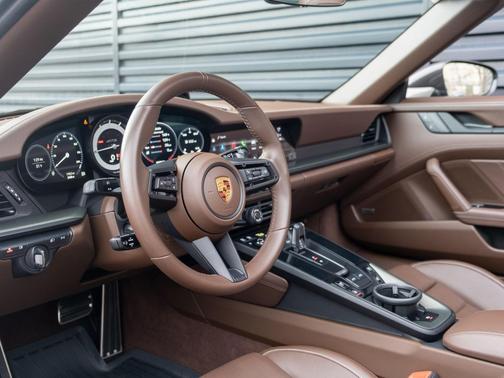 2022 Porsche 911 Targa 4 GTS