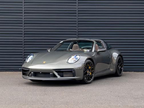 2022 Porsche 911 Targa 4 GTS