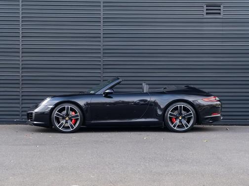 2017 Porsche 911 Carrera S