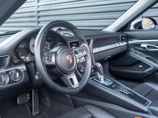 2017 Porsche 911 Carrera S