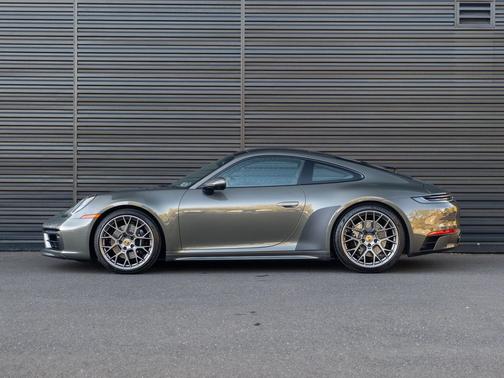 2021 Porsche 911 Carrera 4S