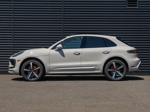 Chalk 2026 Porsche Macan Macan