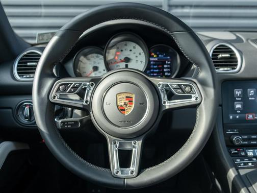 2024 Porsche 718 Cayman 